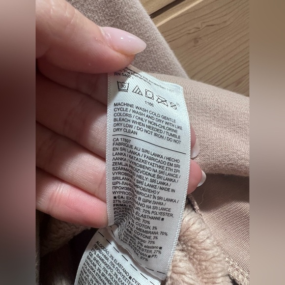 Athleta cozy karma side zip - Picture 6 of 8